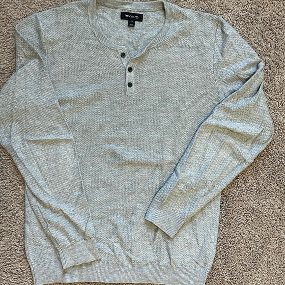 RW&Co Long Sleeve Henley - Picture 2 of 4